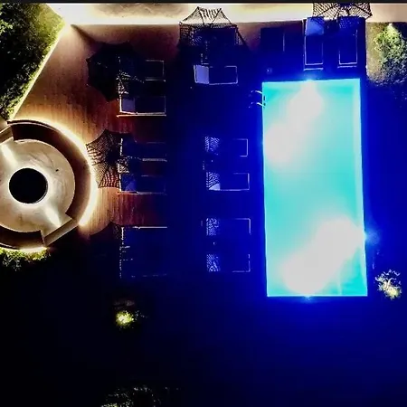 Terra Homes- Olivia * Ασπροβάλτα