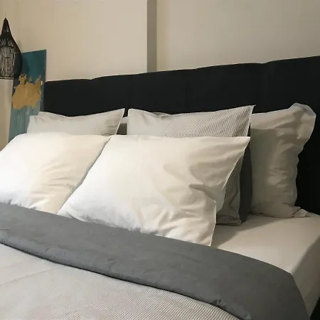 Terra Homes- Olivia 펜션 아스프로발타
